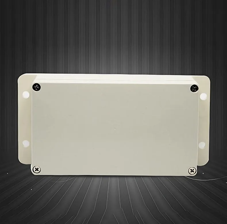 Kaj je razdelilna omarica abs in kakšne so njene značilnosti?